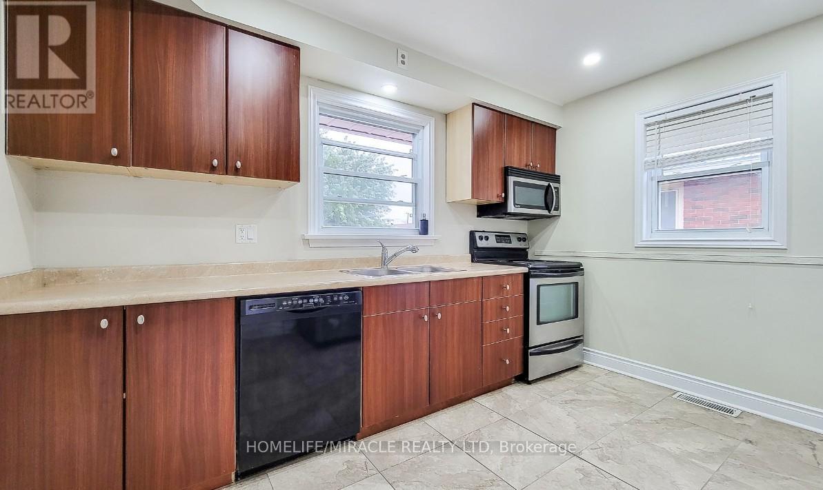 7150 Douglas Crescent, Niagara Falls, Ontario  L2G 3C4 - Photo 21 - X12011133