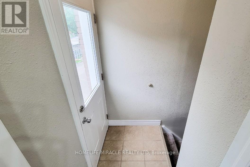 7150 Douglas Crescent, Niagara Falls, Ontario  L2G 3C4 - Photo 24 - X12011133