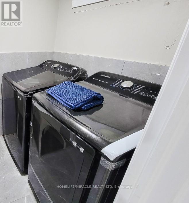 7150 Douglas Crescent, Niagara Falls, Ontario  L2G 3C4 - Photo 30 - X12011133