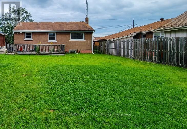 7150 Douglas Crescent, Niagara Falls, Ontario  L2G 3C4 - Photo 33 - X12011133