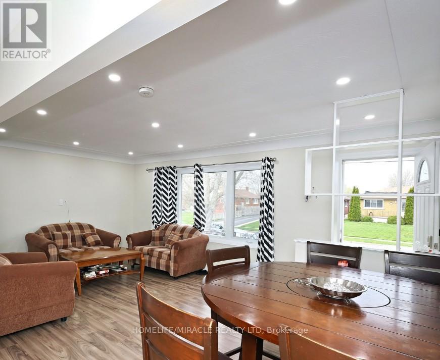 7150 Douglas Crescent, Niagara Falls, Ontario  L2G 3C4 - Photo 6 - X12011133