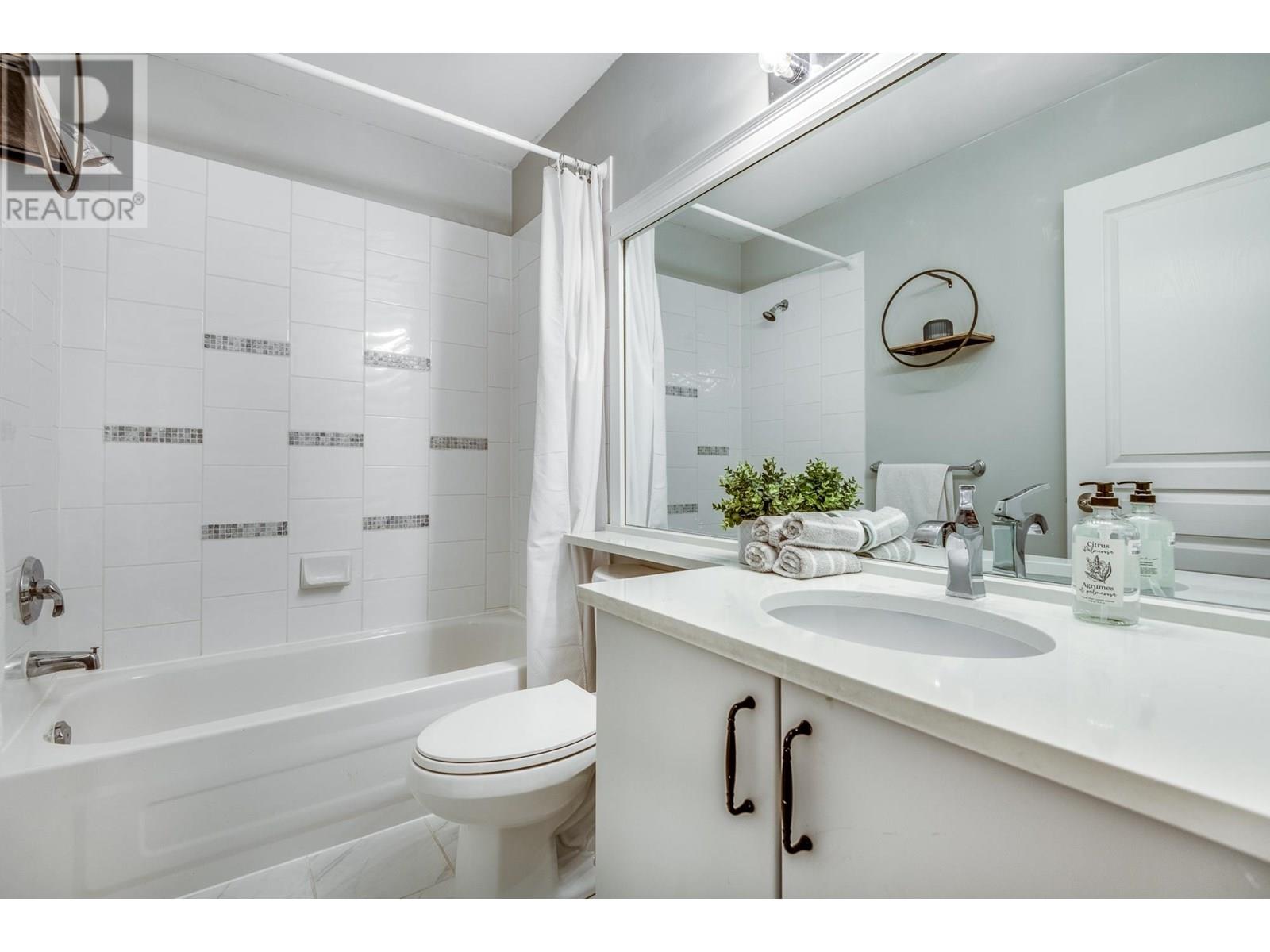 518 2988 Silver Springs Boulevard, Coquitlam, British Columbia  V3E 3R6 - Photo 25 - R2975568