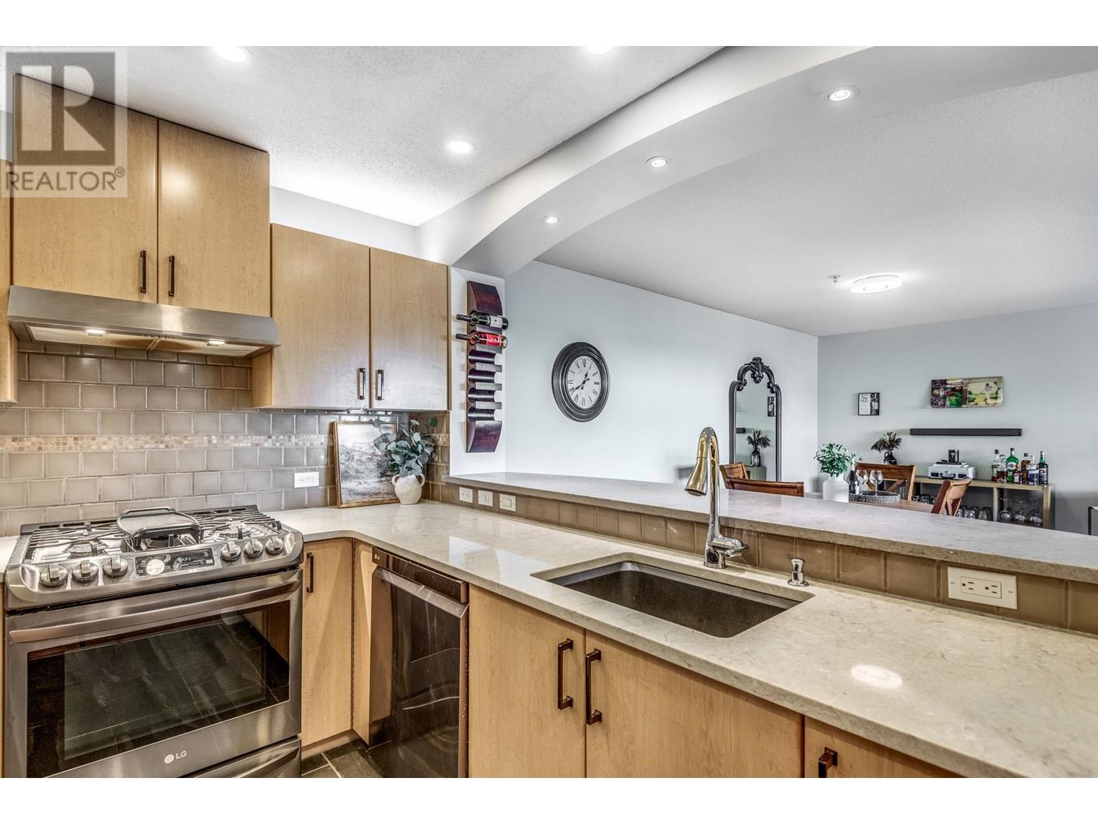 518 2988 Silver Springs Boulevard, Coquitlam, British Columbia  V3E 3R6 - Photo 12 - R2975568