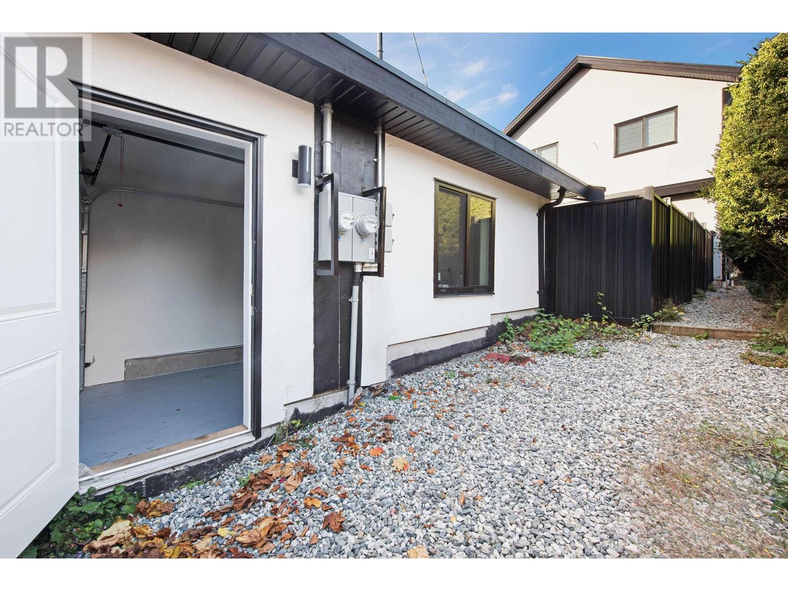 2668 E 8th Avenue, Vancouver, British Columbia  V5M 1W5 - Photo 33 - R2975636
