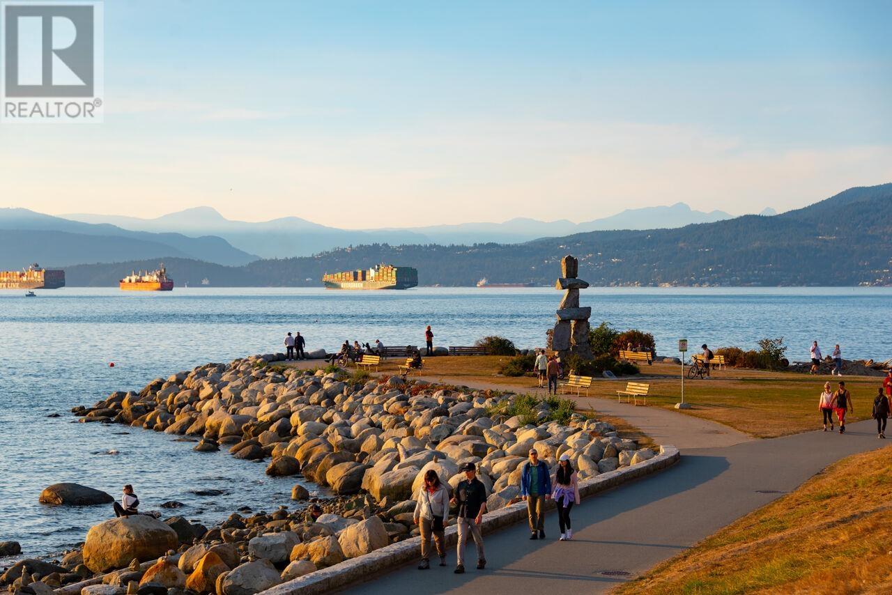 Listing Picture 38 of 40 : 402 1419 BEACH AVENUE, Vancouver / 溫哥華 - 魯藝地產 Yvonne Lu Group - MLS Medallion Club Member