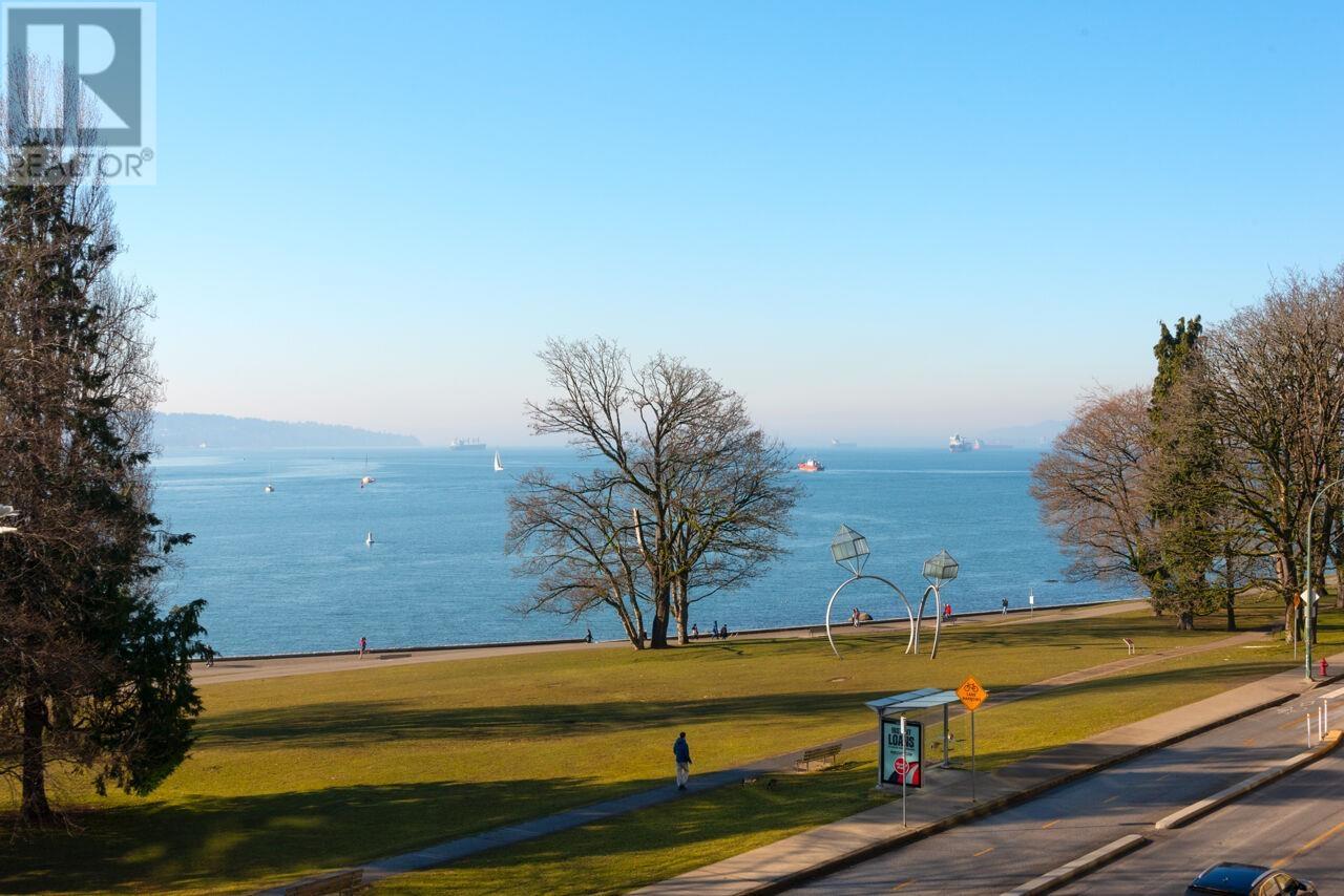 Listing Picture 9 of 40 : 402 1419 BEACH AVENUE, Vancouver / 溫哥華 - 魯藝地產 Yvonne Lu Group - MLS Medallion Club Member