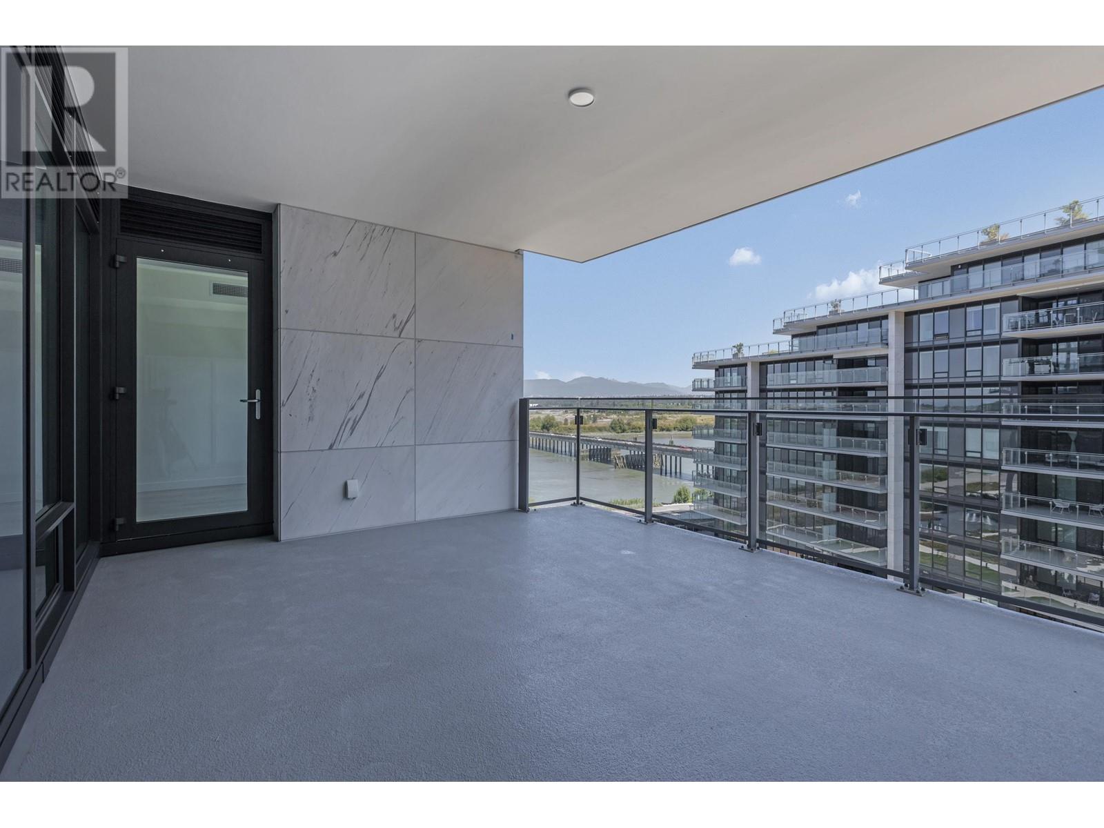 Listing Picture 15 of 39 : 605 6811 PEARSON WAY, Richmond / 烈治文 - 魯藝地產 Yvonne Lu Group - MLS Medallion Club Member