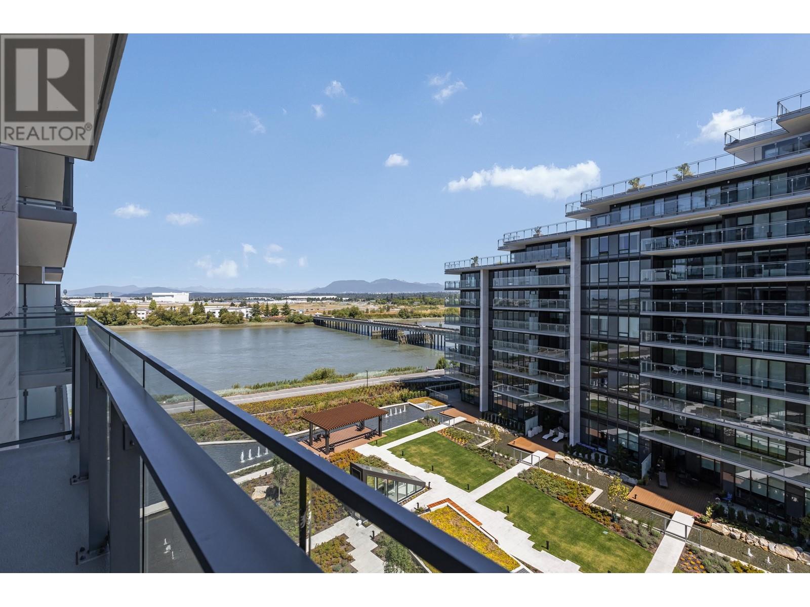 Listing Picture 17 of 39 : 605 6811 PEARSON WAY, Richmond / 烈治文 - 魯藝地產 Yvonne Lu Group - MLS Medallion Club Member