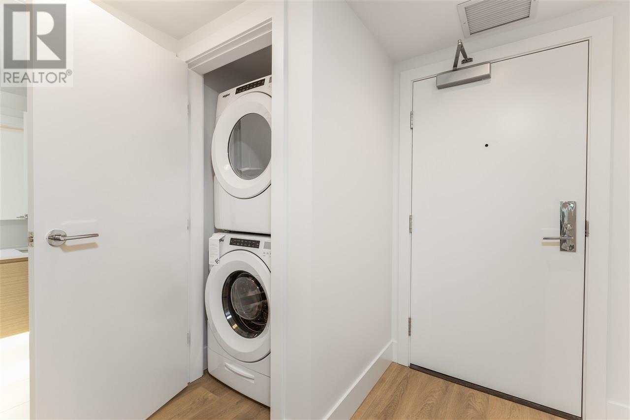 Listing Picture 16 of 40 : 806 6900 PEARSON WAY, Richmond / 烈治文 - 魯藝地產 Yvonne Lu Group - MLS Medallion Club Member