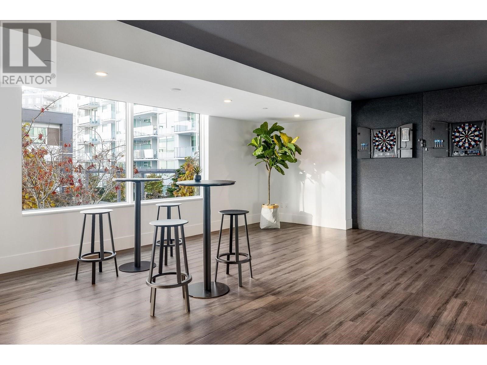 Listing Picture 23 of 40 : 806 6900 PEARSON WAY, Richmond / 烈治文 - 魯藝地產 Yvonne Lu Group - MLS Medallion Club Member