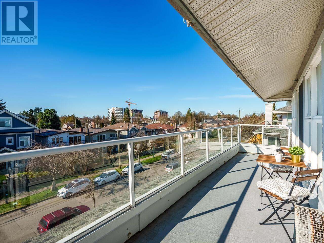 Listing Picture 16 of 21 : 405 2965 HORLEY STREET, Vancouver / 溫哥華 - 魯藝地產 Yvonne Lu Group - MLS Medallion Club Member