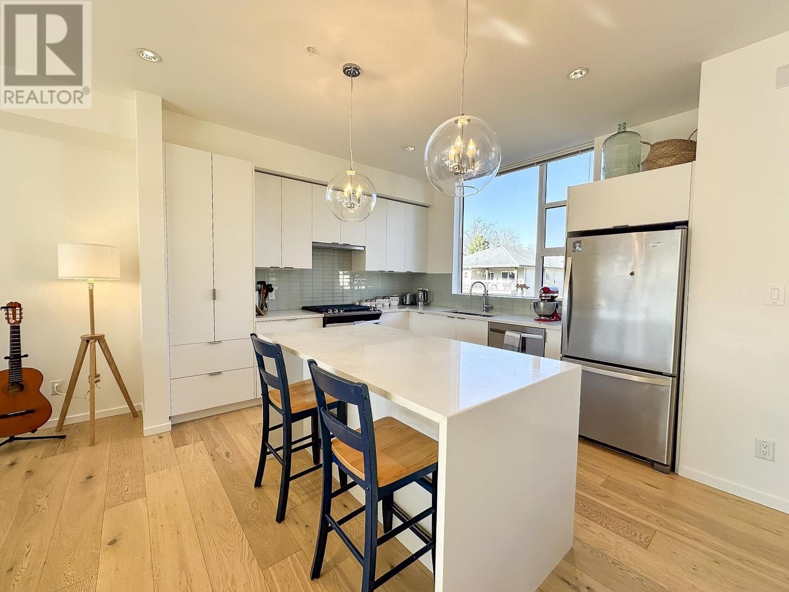 Property at 6 38447 BUCKLEY AVENUE image 3