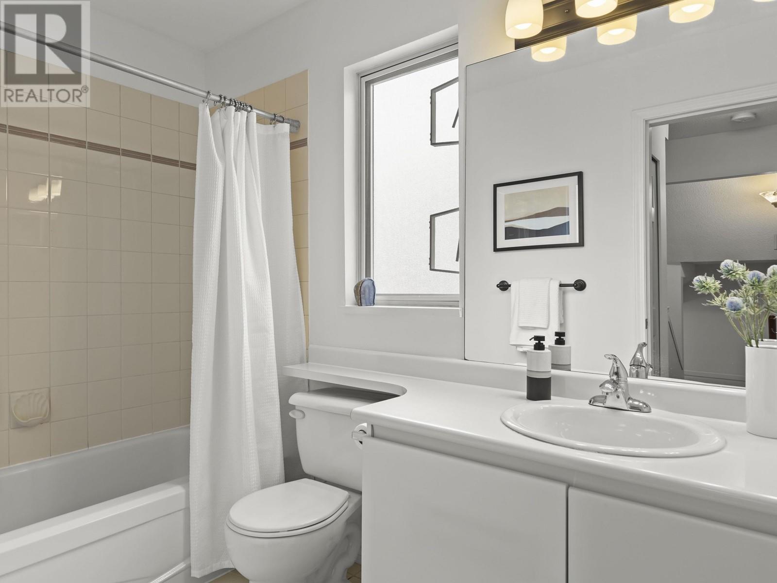 Listing Picture 28 of 36 : 30 2662 MORNINGSTAR CRESCENT, Vancouver / 溫哥華 - 魯藝地產 Yvonne Lu Group - MLS Medallion Club Member