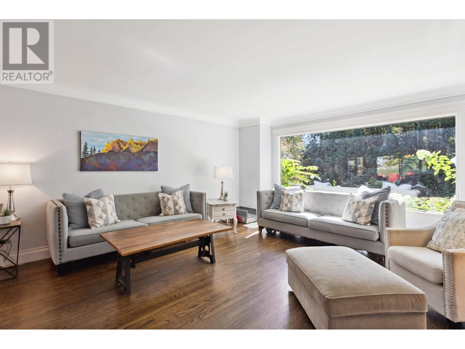 1374 Kilmer Road, North Vancouver, British Columbia  V7K 1R2 - Photo 10 - R2975727