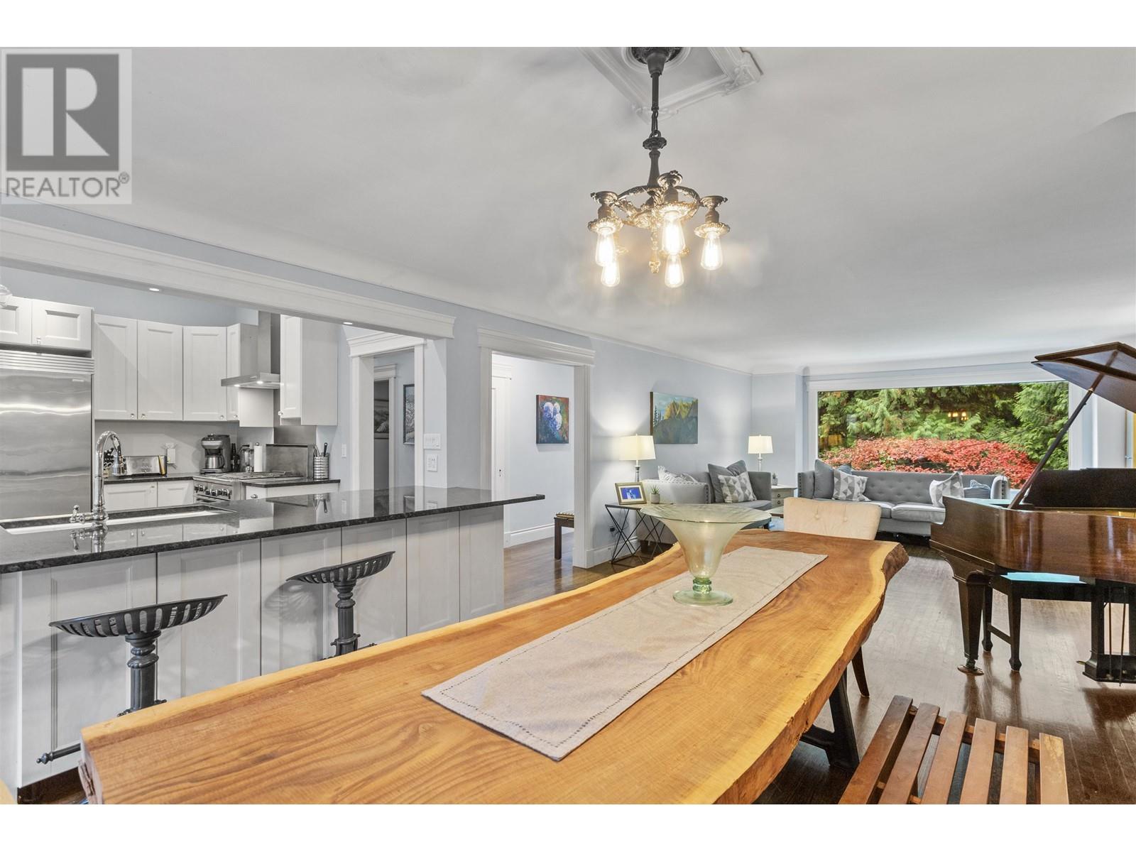 1374 Kilmer Road, North Vancouver, British Columbia  V7K 1R2 - Photo 13 - R2975727