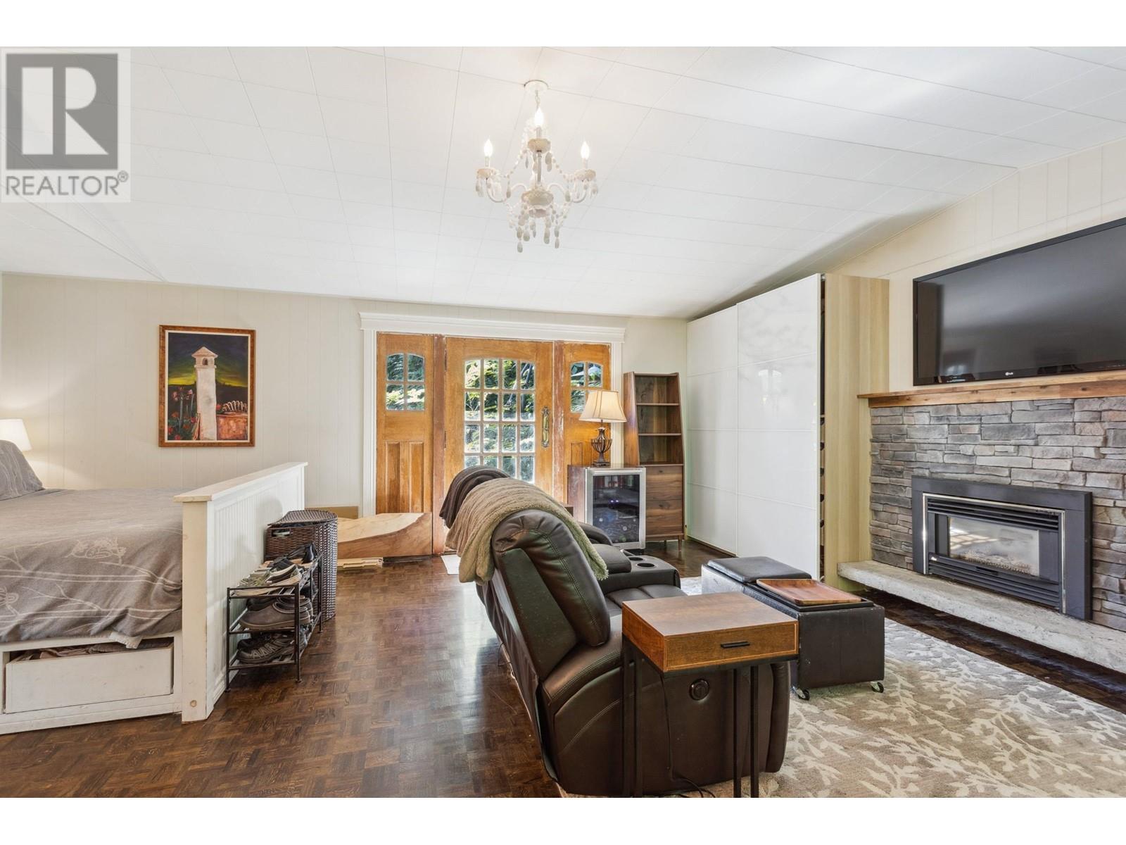 1374 Kilmer Road, North Vancouver, British Columbia  V7K 1R2 - Photo 20 - R2975727