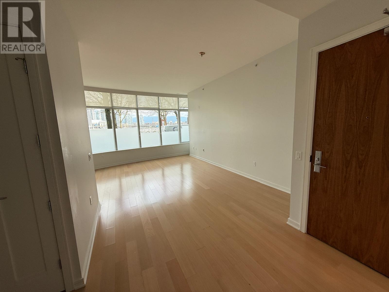 102 138 Athletes Way, Vancouver, British Columbia  V5Y 0B5 - Photo 4 - R2975712