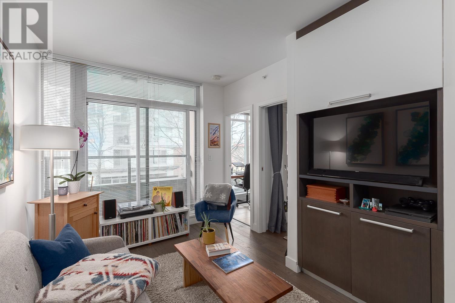 201 288 W 1st Avenue, Vancouver, British Columbia  V5Y 0E9 - Photo 2 - R2975755