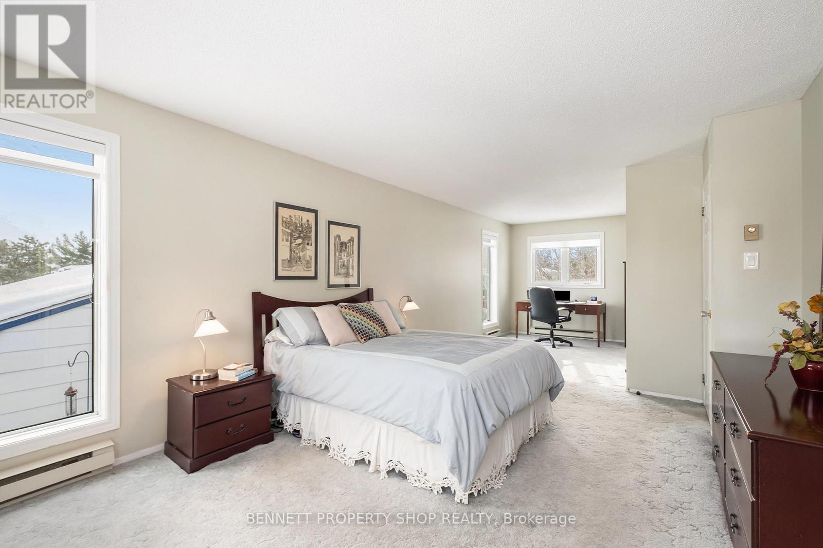 3351 Chilliwack Way, Ottawa, Ontario  K1T 1P4 - Photo 12 - X12002398