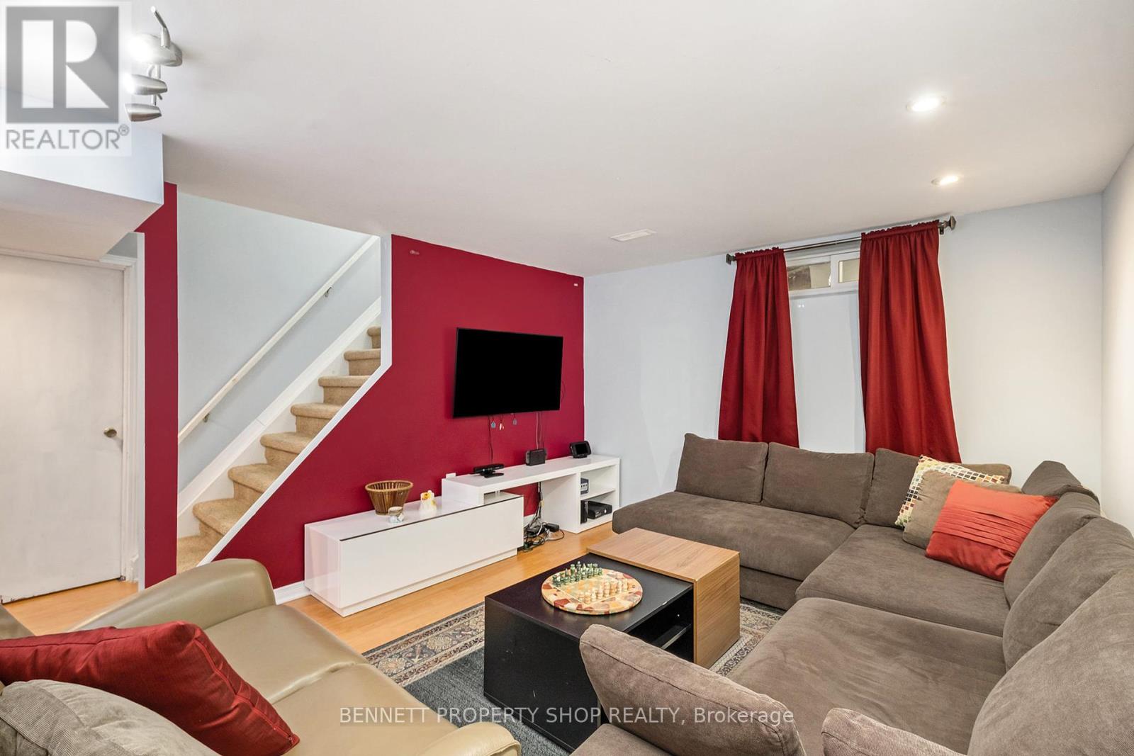 3351 Chilliwack Way, Ottawa, Ontario  K1T 1P4 - Photo 20 - X12002398