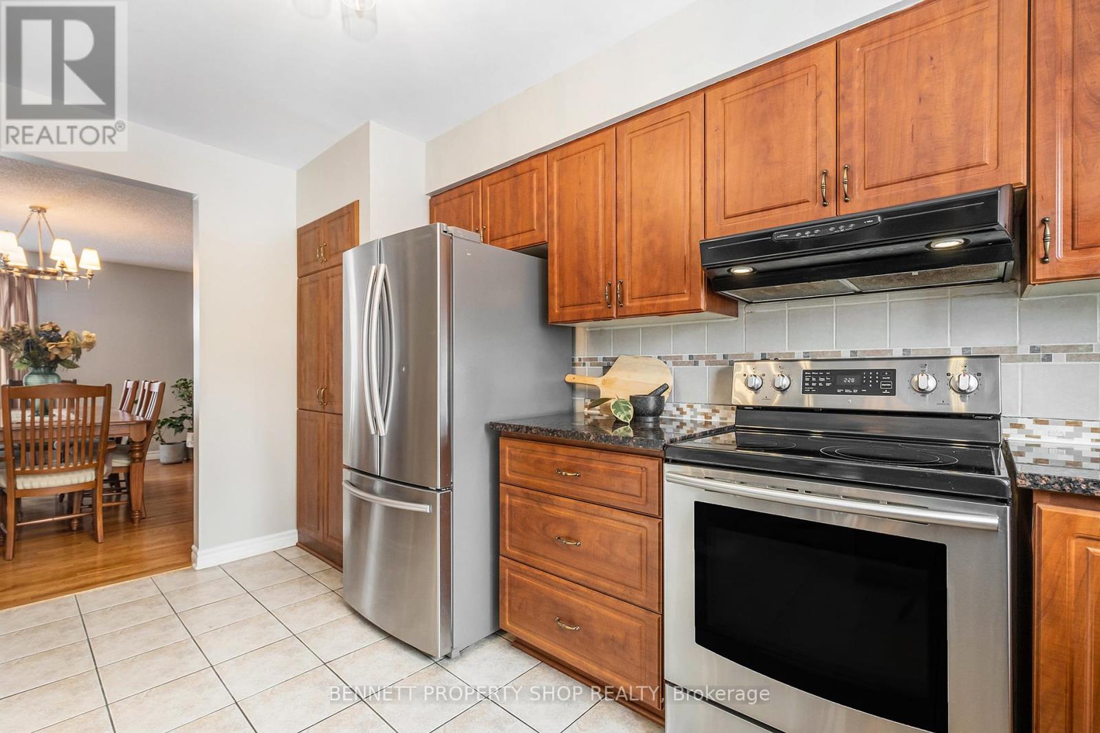 3351 Chilliwack Way, Ottawa, Ontario  K1T 1P4 - Photo 8 - X12002398