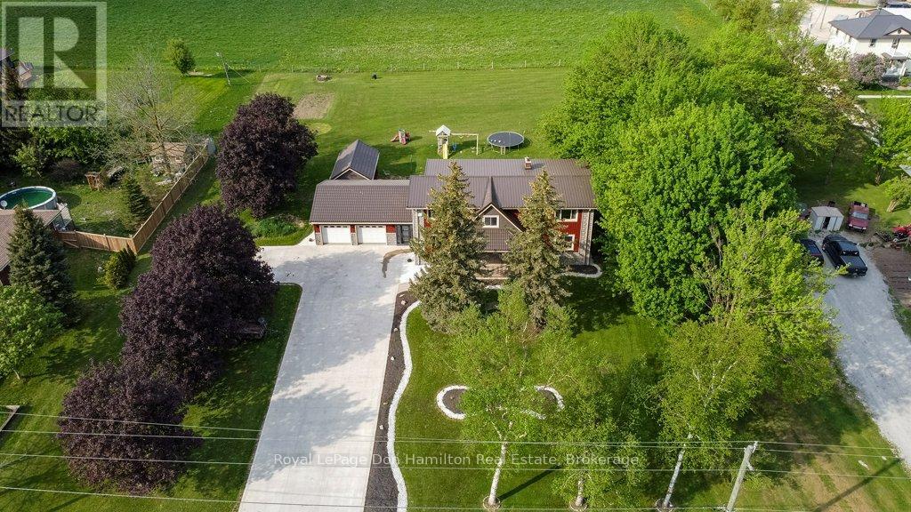 7993 Hwy 86, Mapleton, Ontario  N0B 2S0 - Photo 4 - X11984046