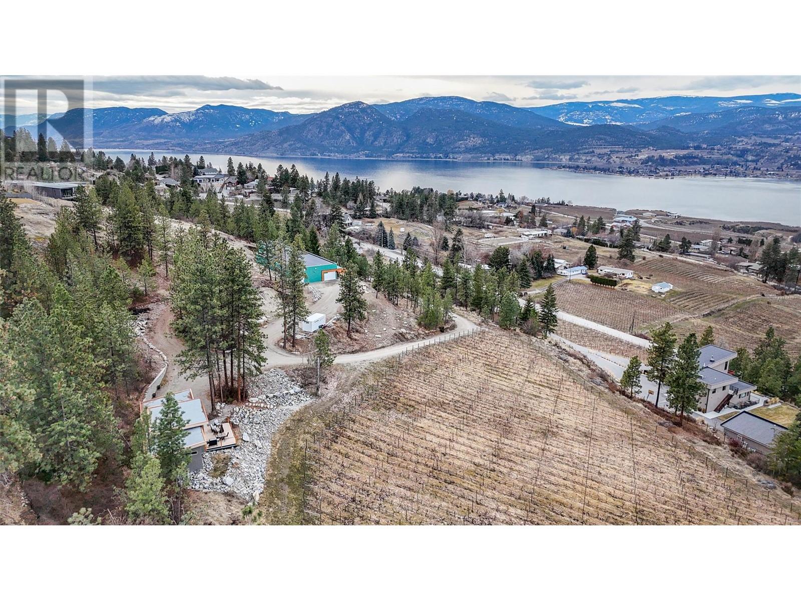 2864 Arawana Road, Naramata, British Columbia  V0H 1N1 - Photo 5 - 10337992