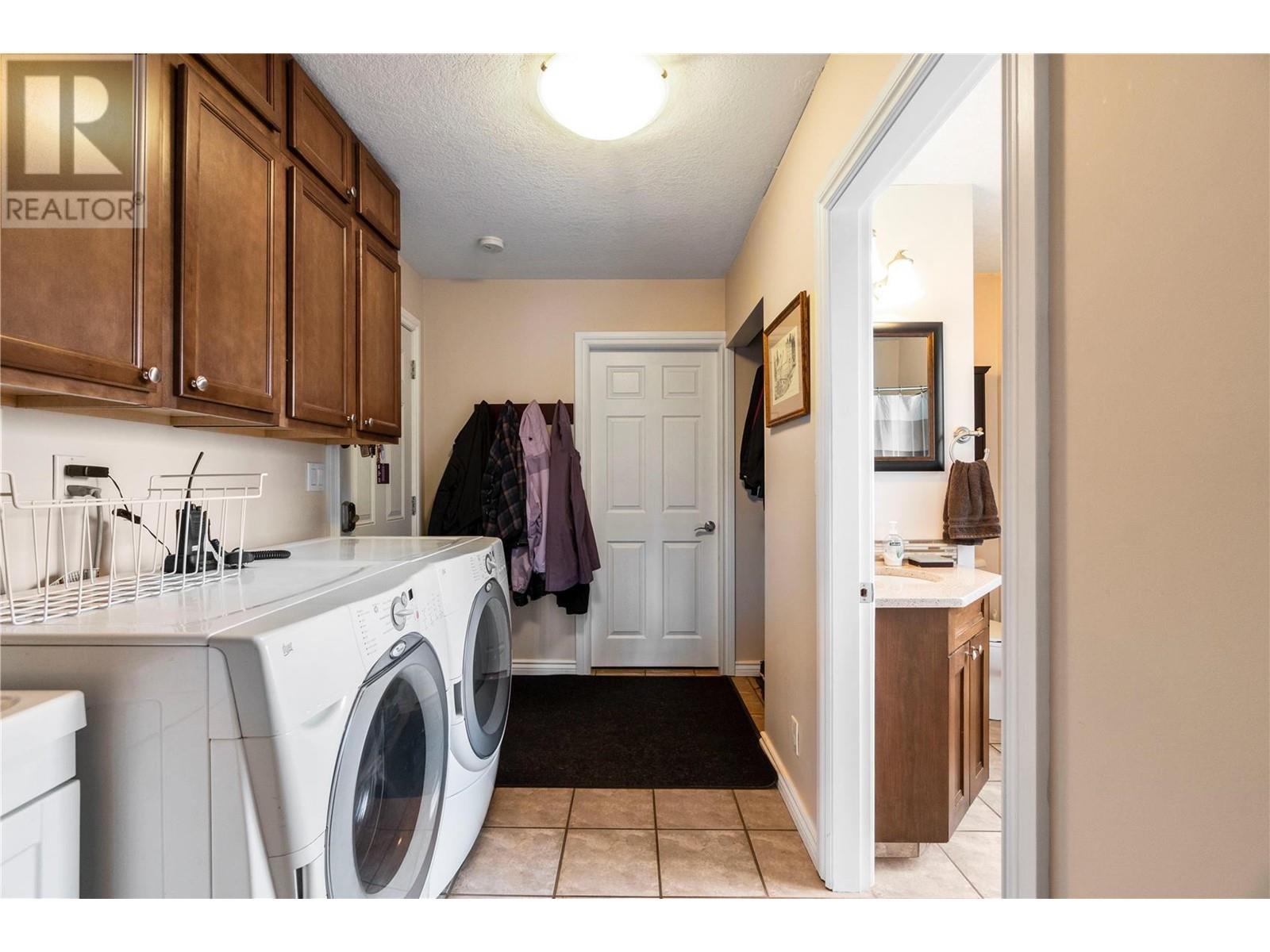 3961 20 Avenue Se, Salmon Arm, British Columbia  V1E 1X9 - Photo 39 - 10338314