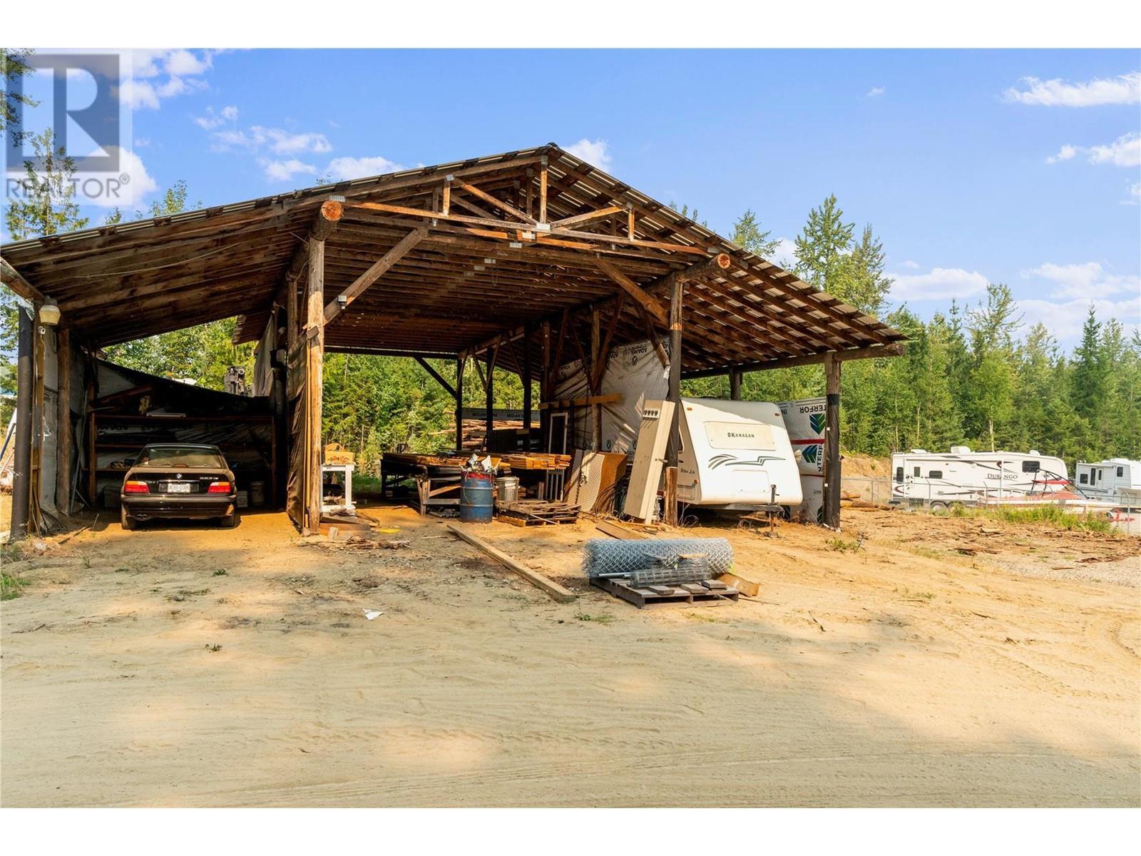 3961 20 Avenue Se, Salmon Arm, British Columbia  V1E 1X9 - Photo 64 - 10338314