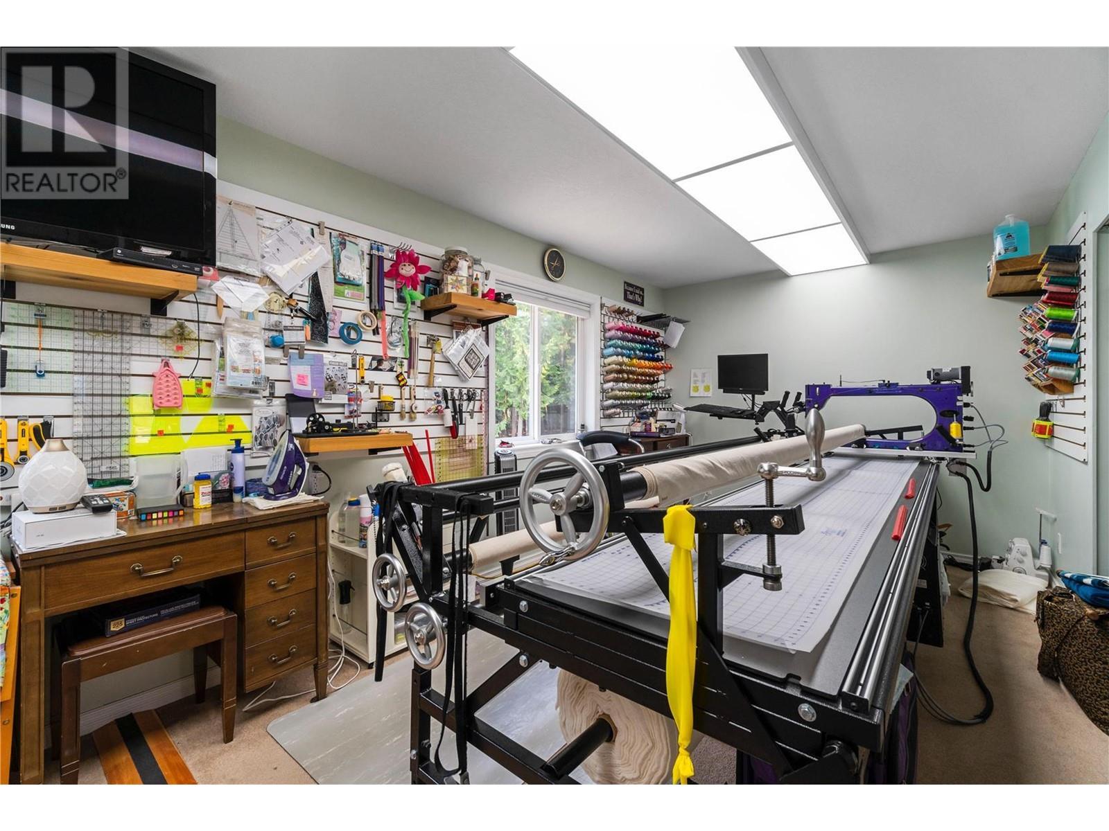 3961 20 Avenue Se, Salmon Arm, British Columbia  V1E 1X9 - Photo 34 - 10338314