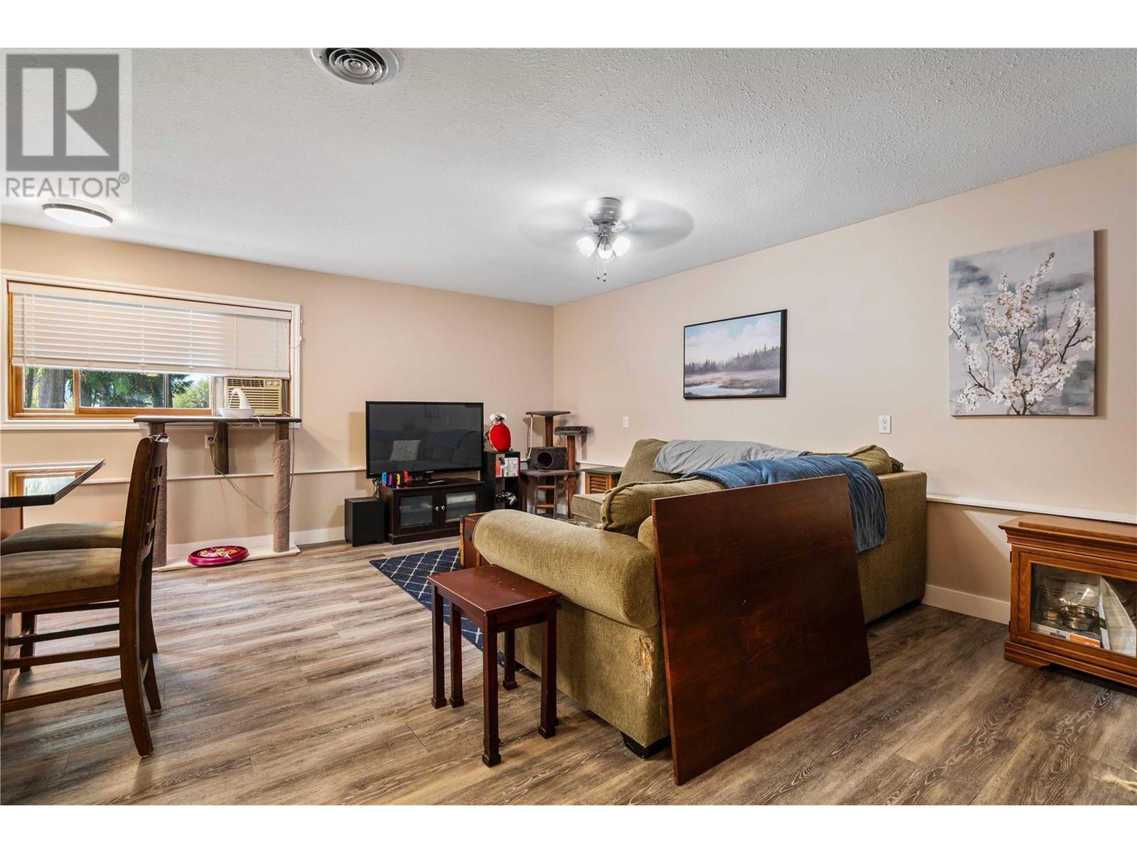 3961 20 Avenue Se, Salmon Arm, British Columbia  V1E 1X9 - Photo 52 - 10338350