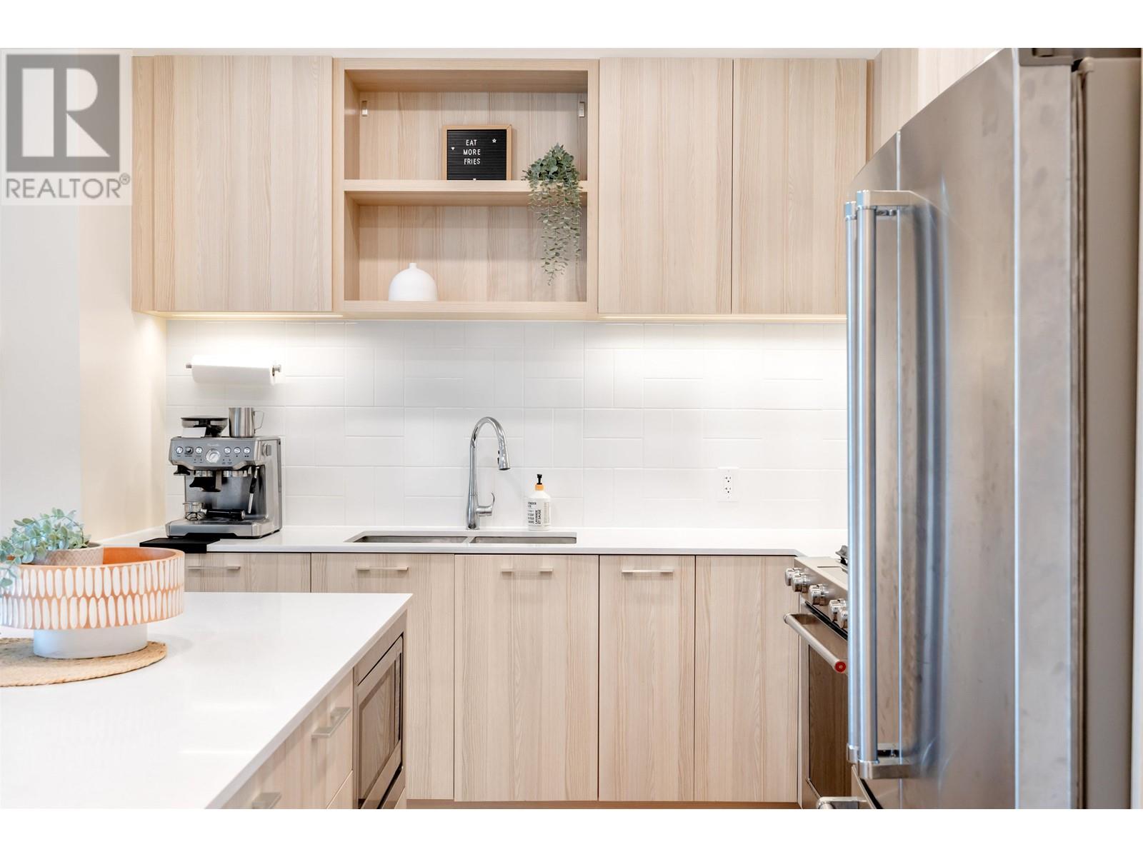 407 721 Anskar Court, Coquitlam, British Columbia  V3J 0L4 - Photo 6 - R2975771