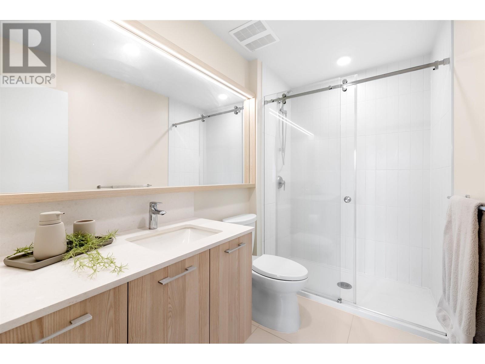 407 721 Anskar Court, Coquitlam, British Columbia  V3J 0L4 - Photo 18 - R2975771