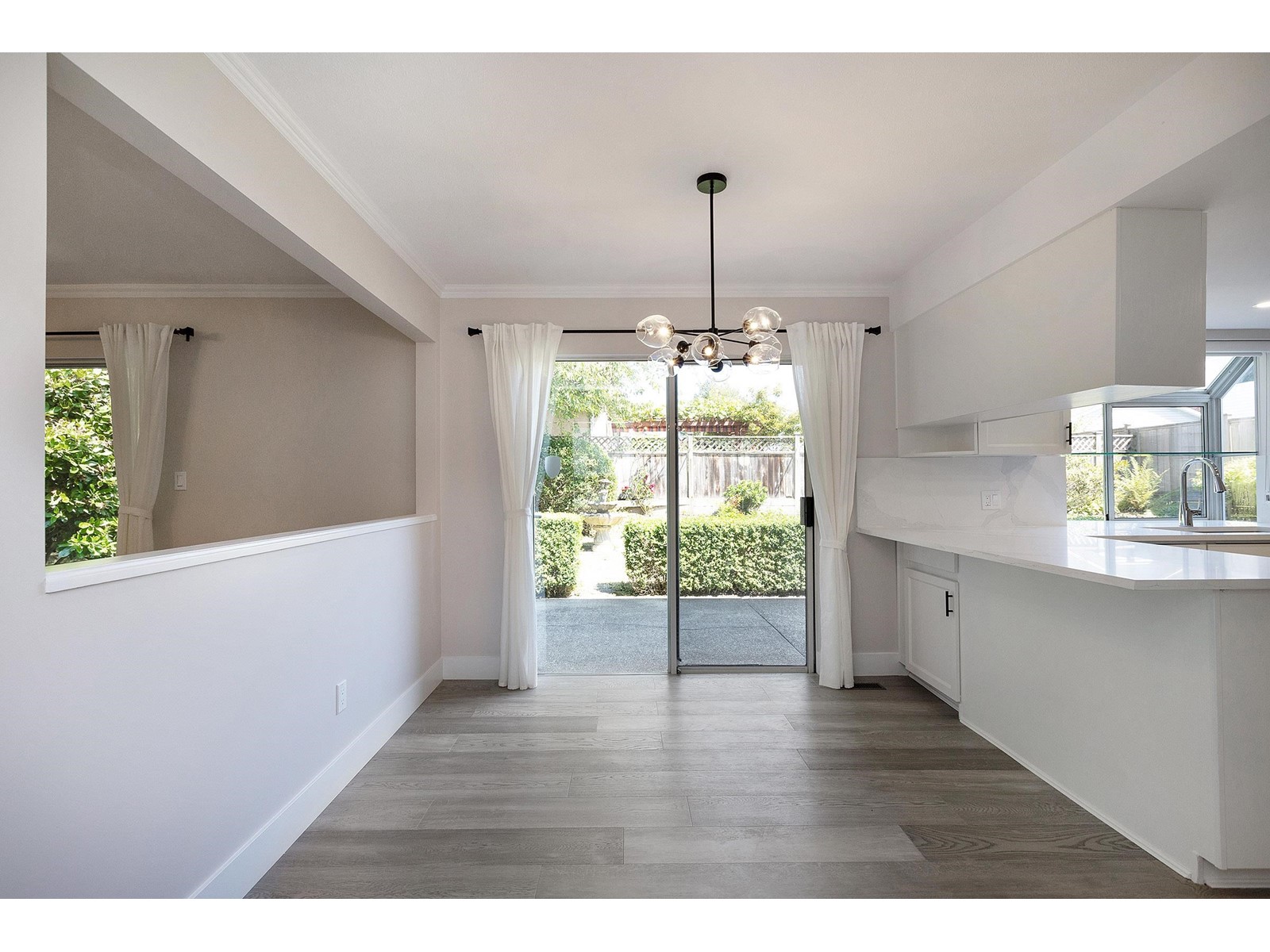 1032 164 Street, Surrey, British Columbia  V4A 8R2 - Photo 12 - R2927836