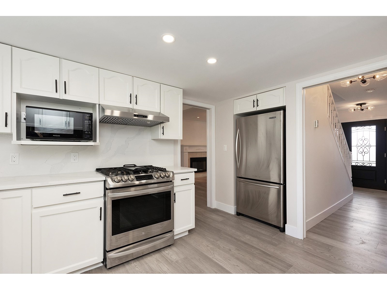 1032 164 Street, Surrey, British Columbia  V4A 8R2 - Photo 10 - R2927836