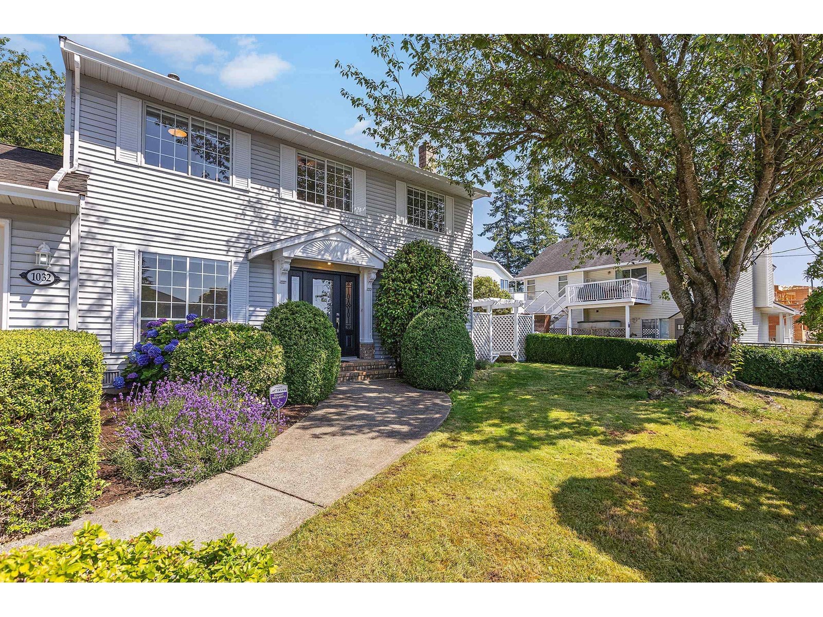 1032 164 Street, Surrey, British Columbia  V4A 8R2 - Photo 1 - R2927836