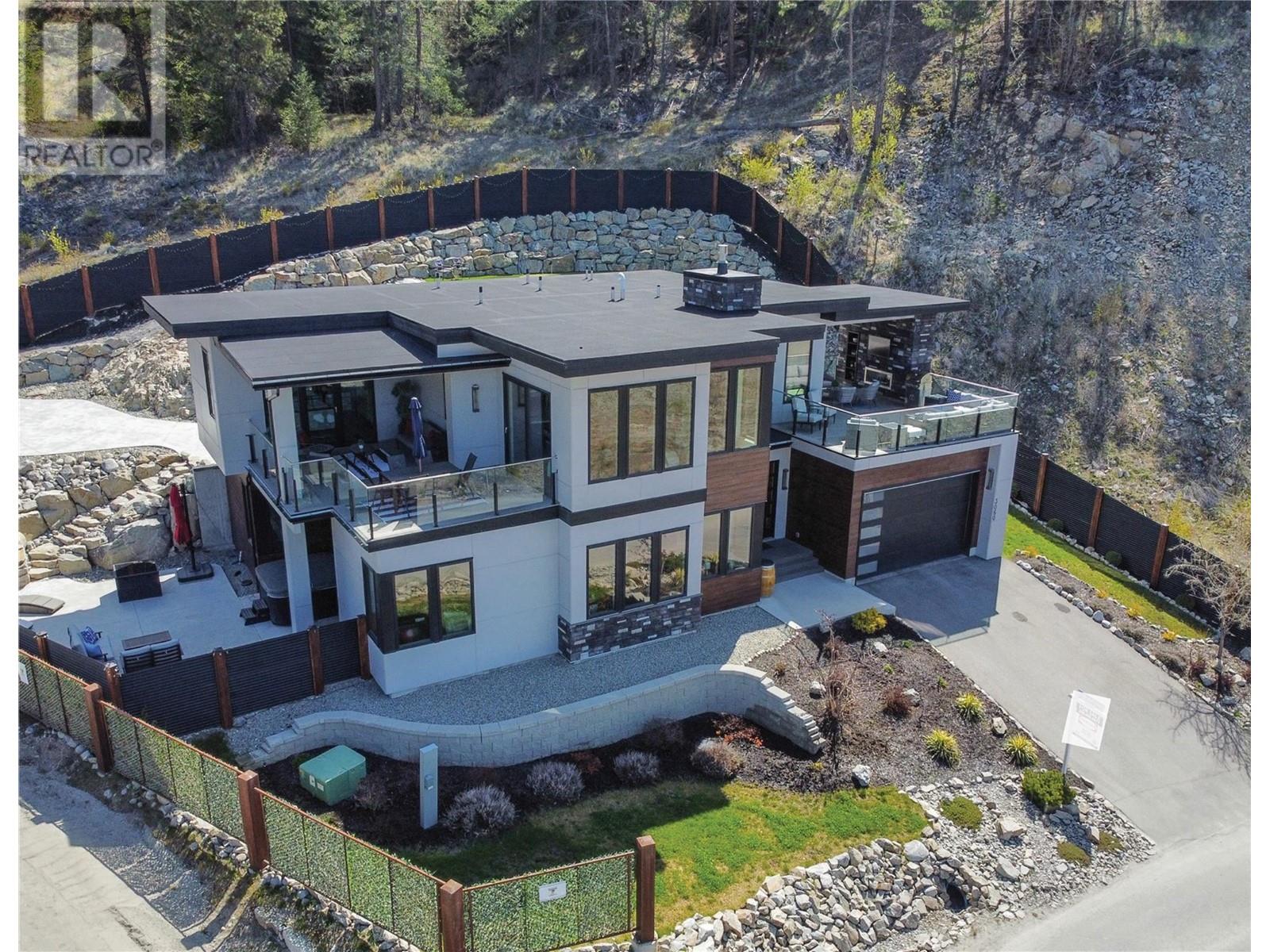 3060 Outlook Way, Naramata, British Columbia  V0H 1N1 - Photo 11 - 10338275