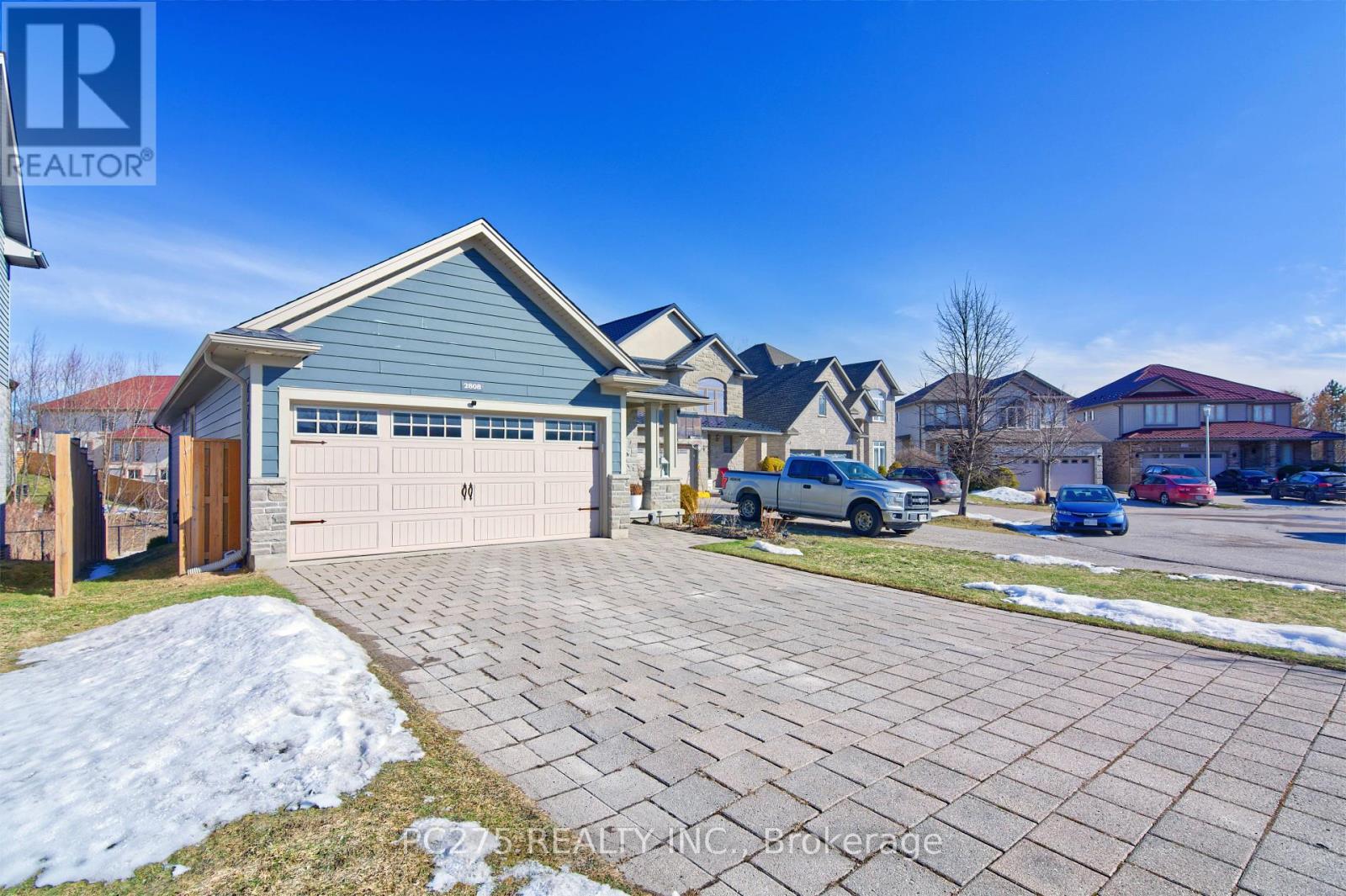 Property at 2808 DEVON ROAD image 3