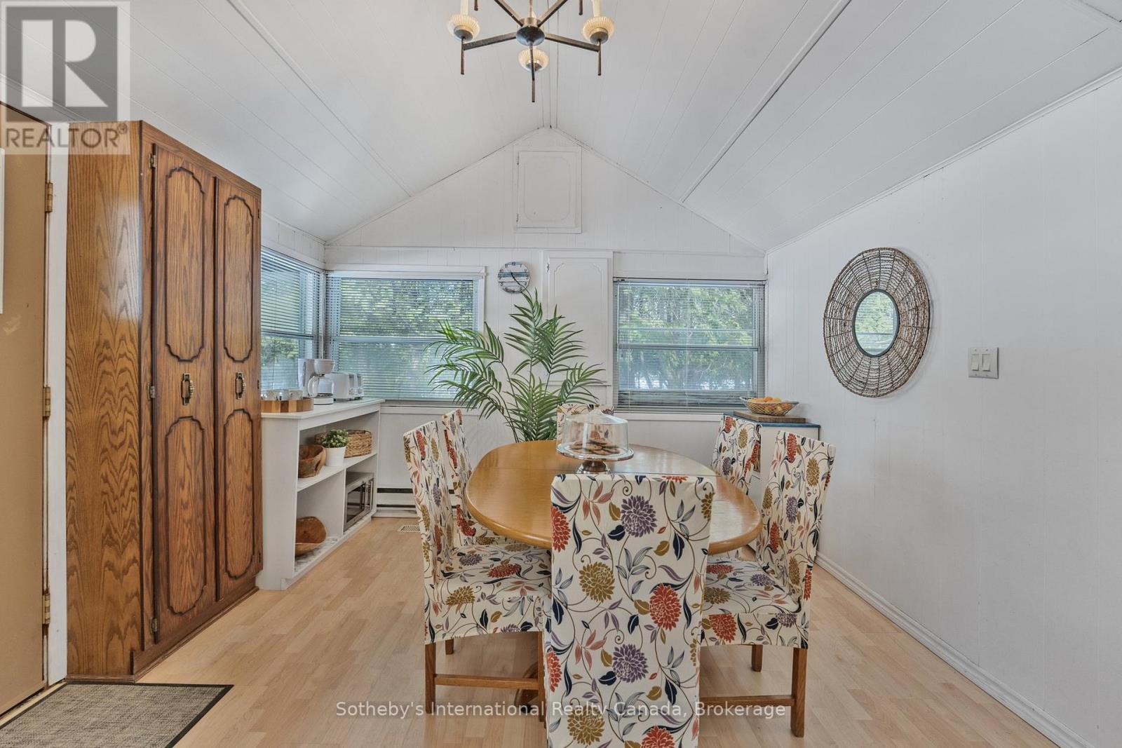35 Roc Road, Tiny, Ontario  L0L 2J0 - Photo 7 - S12011333
