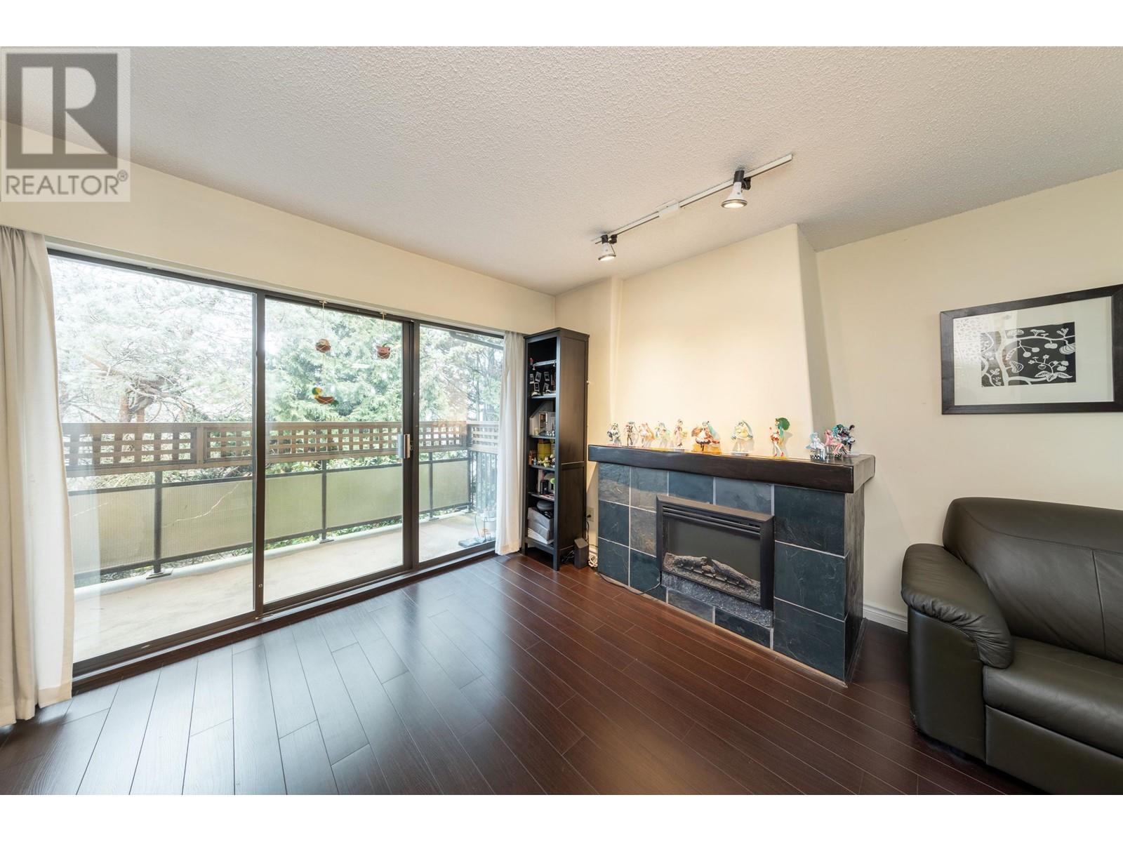 318 2320 W 40th Avenue, Vancouver, British Columbia  V6M 4H6 - Photo 8 - R2975448