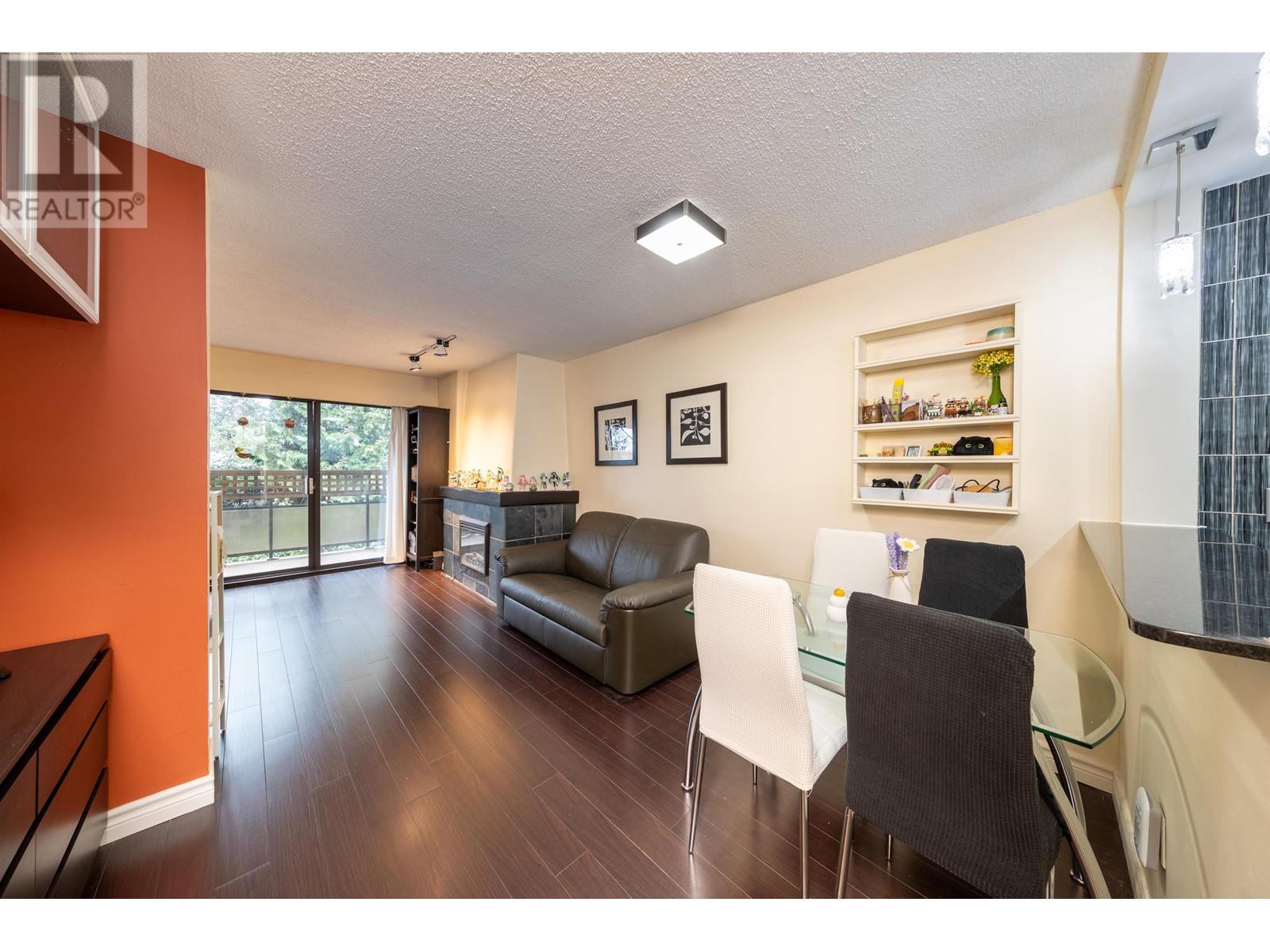 318 2320 W 40th Avenue, Vancouver, British Columbia  V6M 4H6 - Photo 6 - R2975448