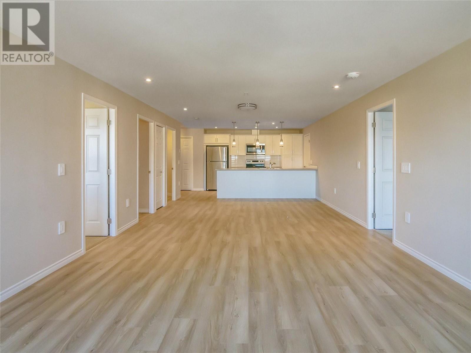 Property at 3362 SKAHA LAKE Road Unit# 902 image 4