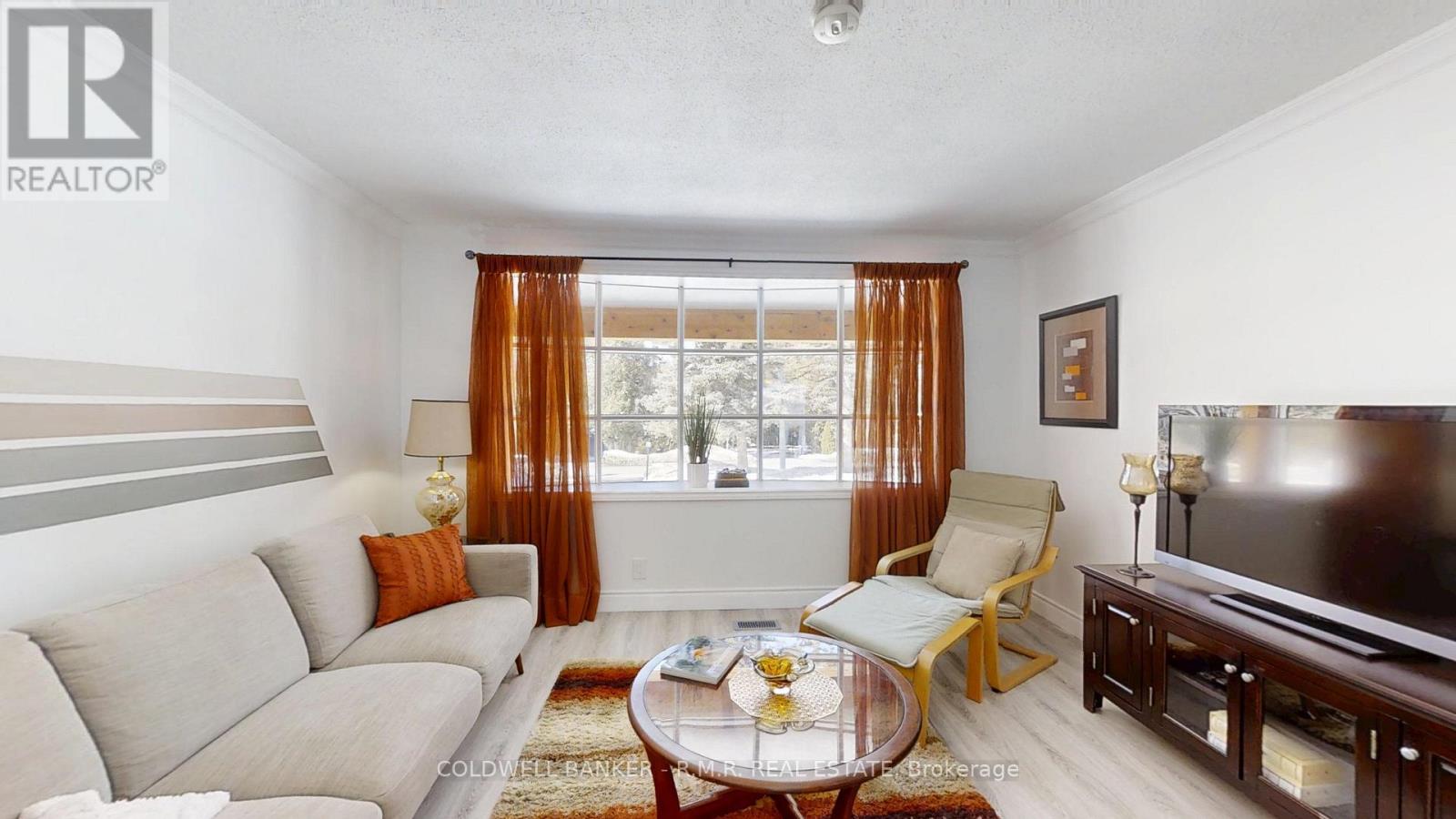 Property at 101 WATER STREET E image 2