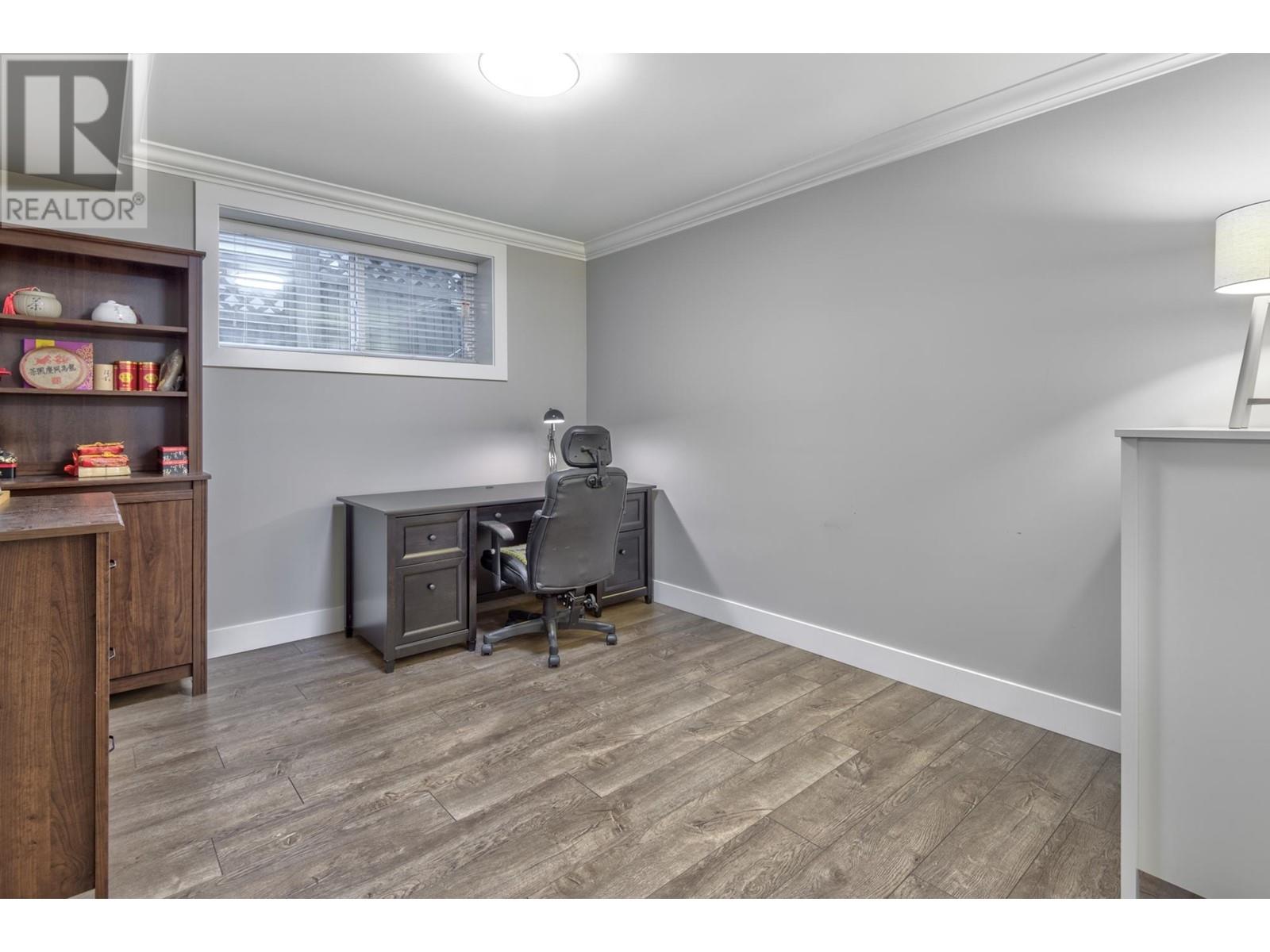 327 Therrien Street, Coquitlam, British Columbia  V3K 4T7 - Photo 32 - R2965195