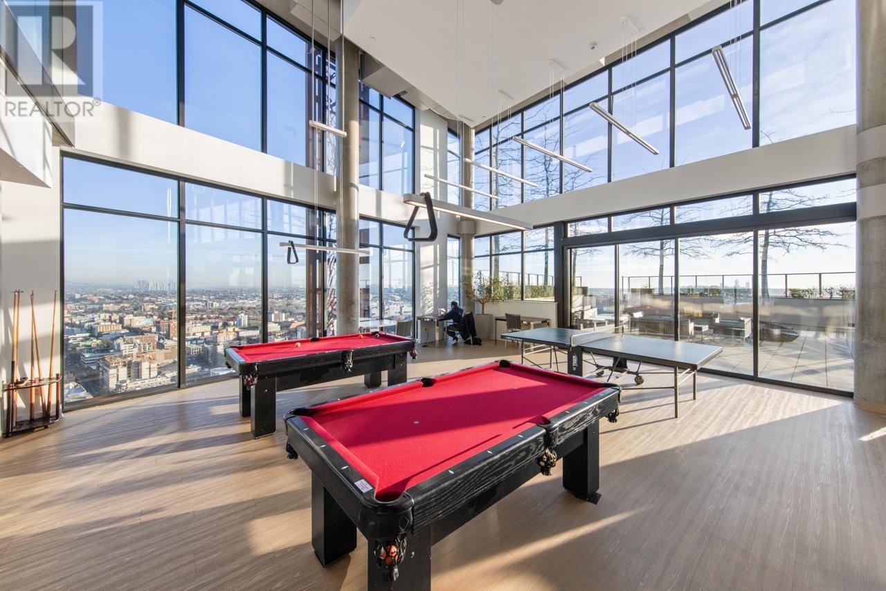 Listing Picture 17 of 27 : 2103 108 W CORDOVA STREET, Vancouver / 溫哥華 - 魯藝地產 Yvonne Lu Group - MLS Medallion Club Member