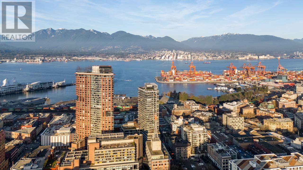 Listing Picture 26 of 27 : 2103 108 W CORDOVA STREET, Vancouver / 溫哥華 - 魯藝地產 Yvonne Lu Group - MLS Medallion Club Member