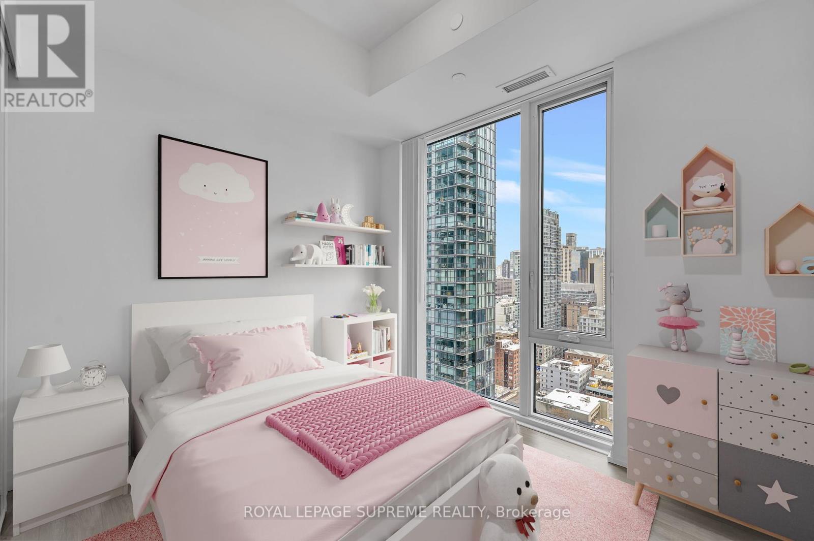 Property at 3029 - 28 WIDMER STREET image 5