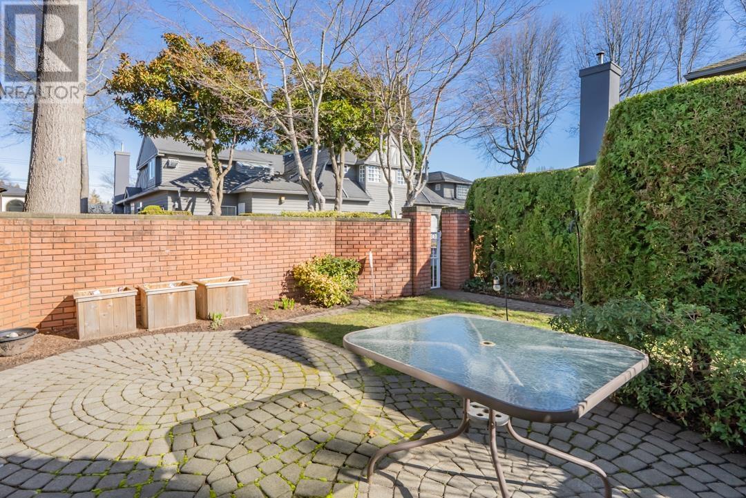 Listing Picture 26 of 30 : 50 6100 WOODWARDS ROAD, Richmond / 烈治文 - 魯藝地產 Yvonne Lu Group - MLS Medallion Club Member