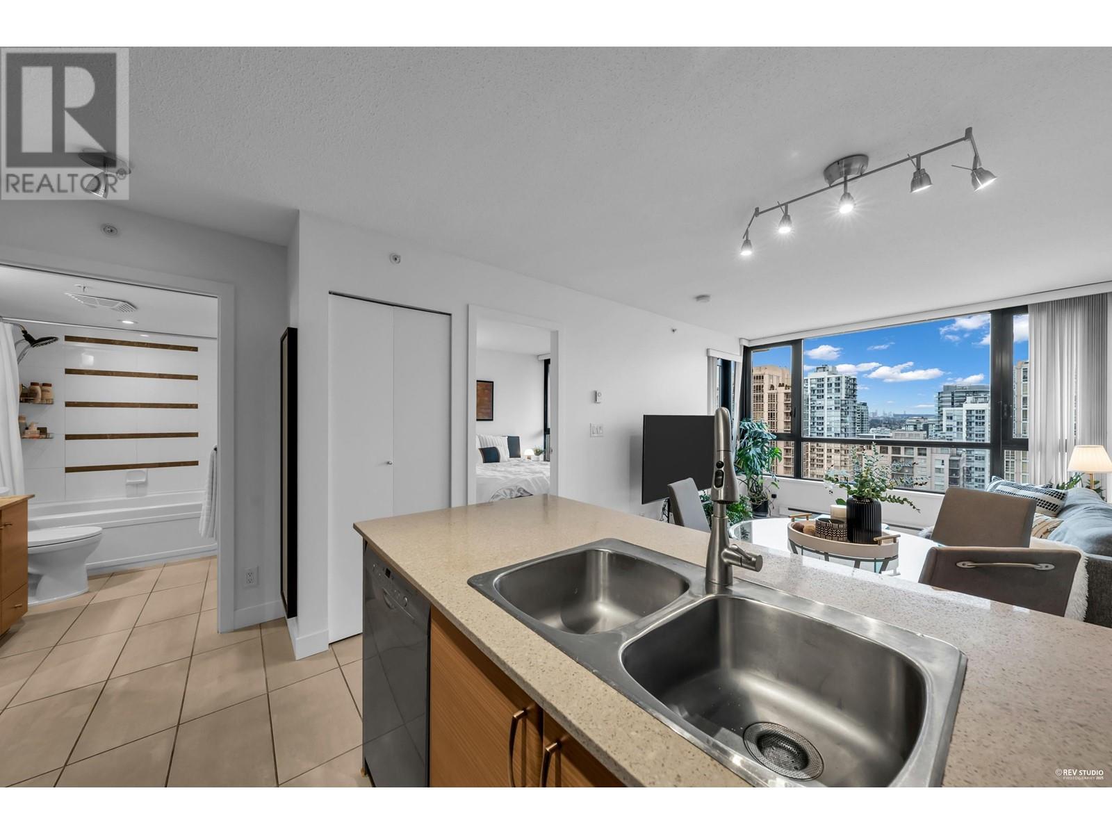 2306 977 Mainland Street, Vancouver, British Columbia  V6B 1T2 - Photo 10 - R2975859