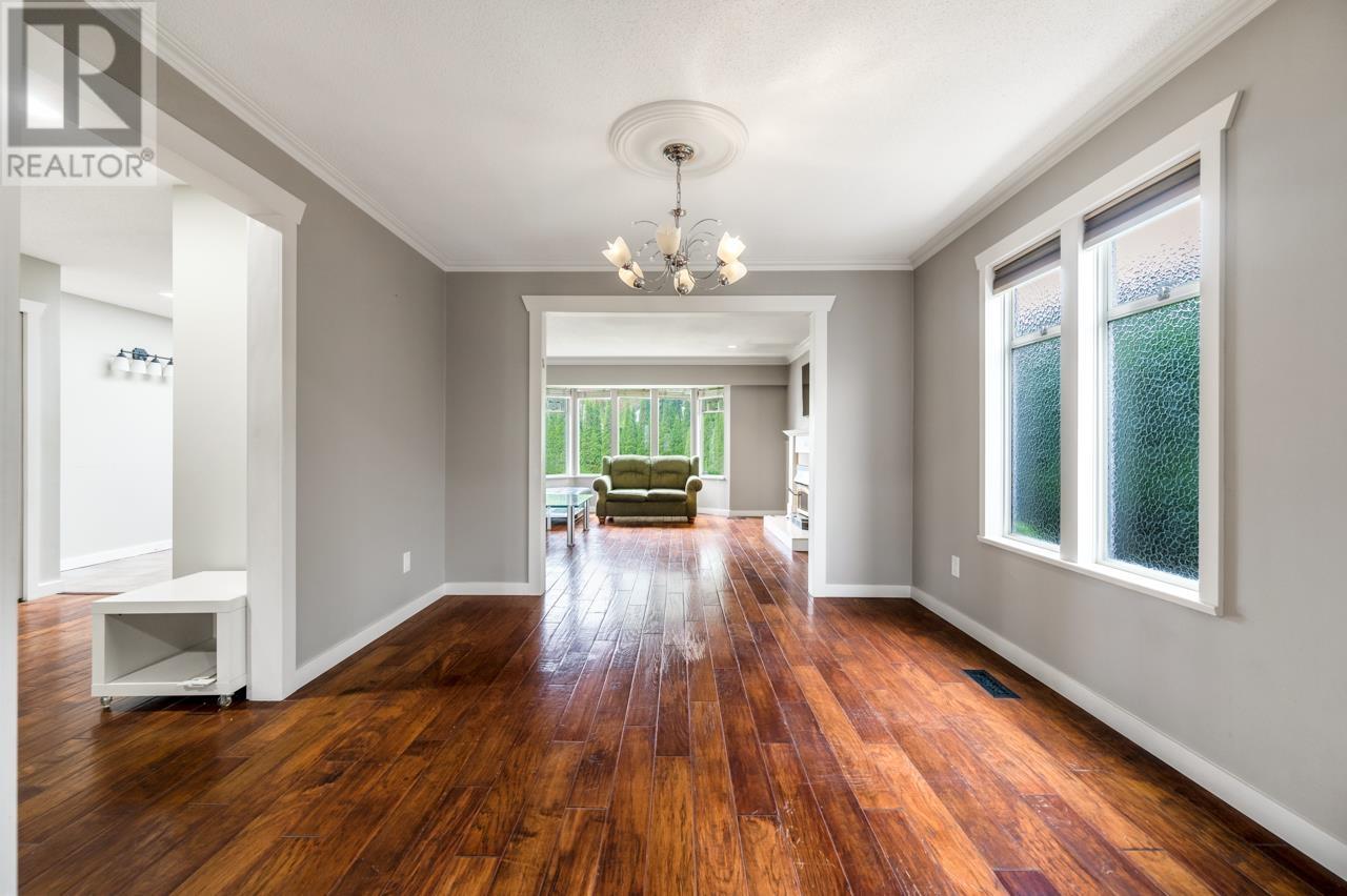 Listing Picture 7 of 24 : 11586 RAILWAY AVENUE, Richmond / 烈治文 - 魯藝地產 Yvonne Lu Group - MLS Medallion Club Member